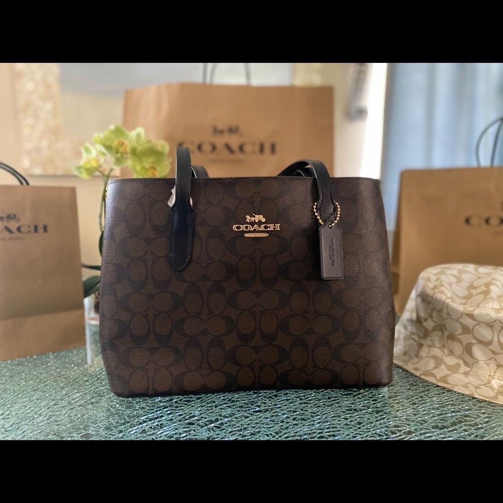Coach hand bag